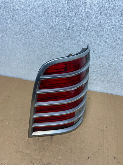 2002 to 2005 Mercury Mountaineer Left Driver Lh Side Tail Light AD2794 LK2