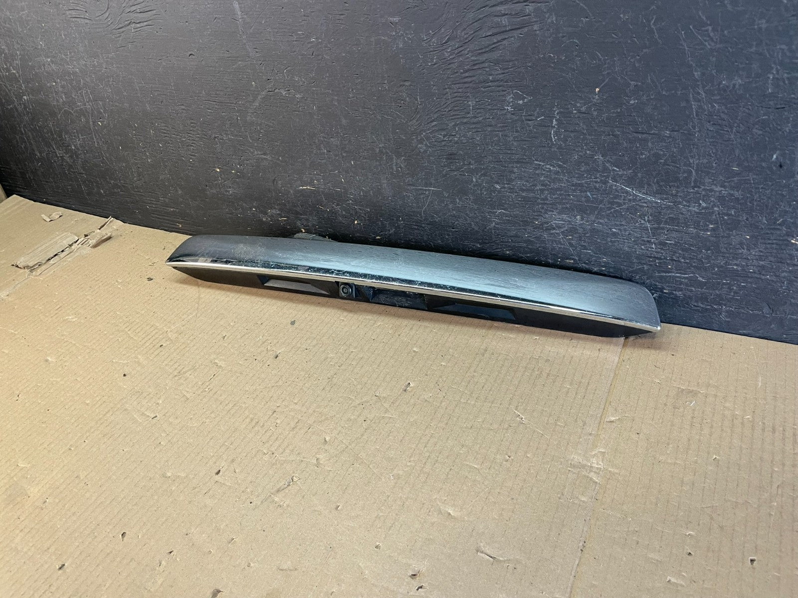 2013-2020 Nissan Pathfinder Rear Lift Gate Chrome Handle Moulding Camera AE36442