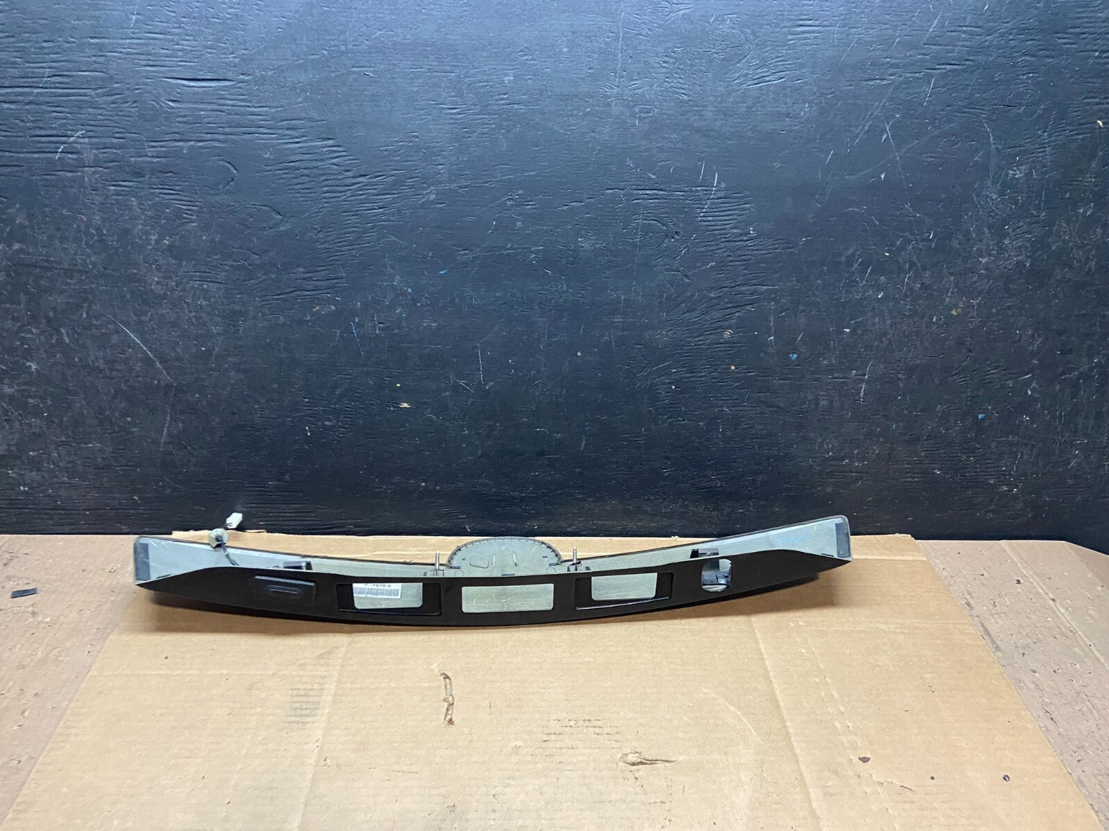 2007 to 2009 Mazda CX-9 Trunk Lid Garnish Panel Molding Trim Backup Camera H70887