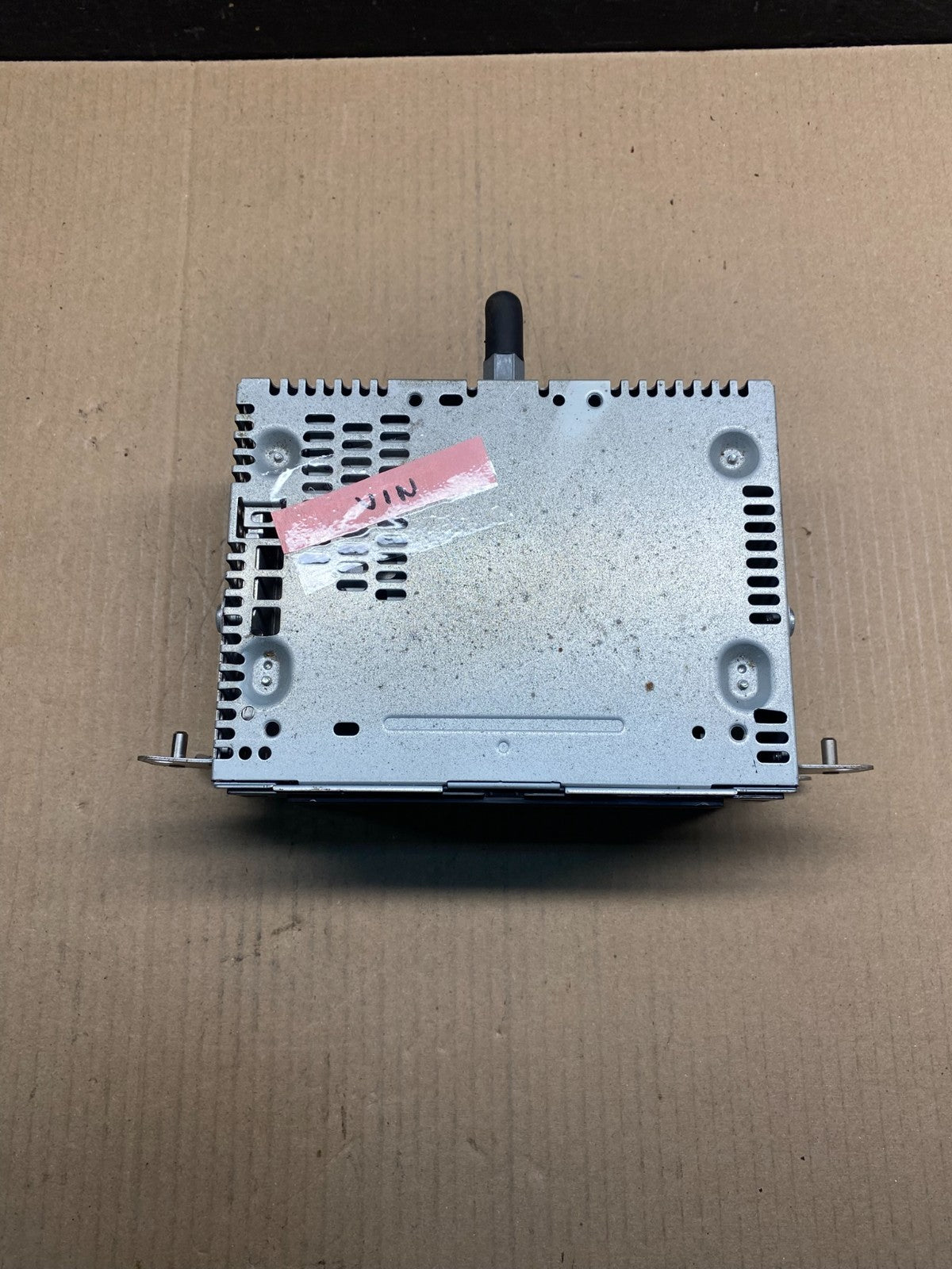 2014 to 2015 Ford Explorer Audio Equipment Radio Receiver AM FM CD AI5322 DG3