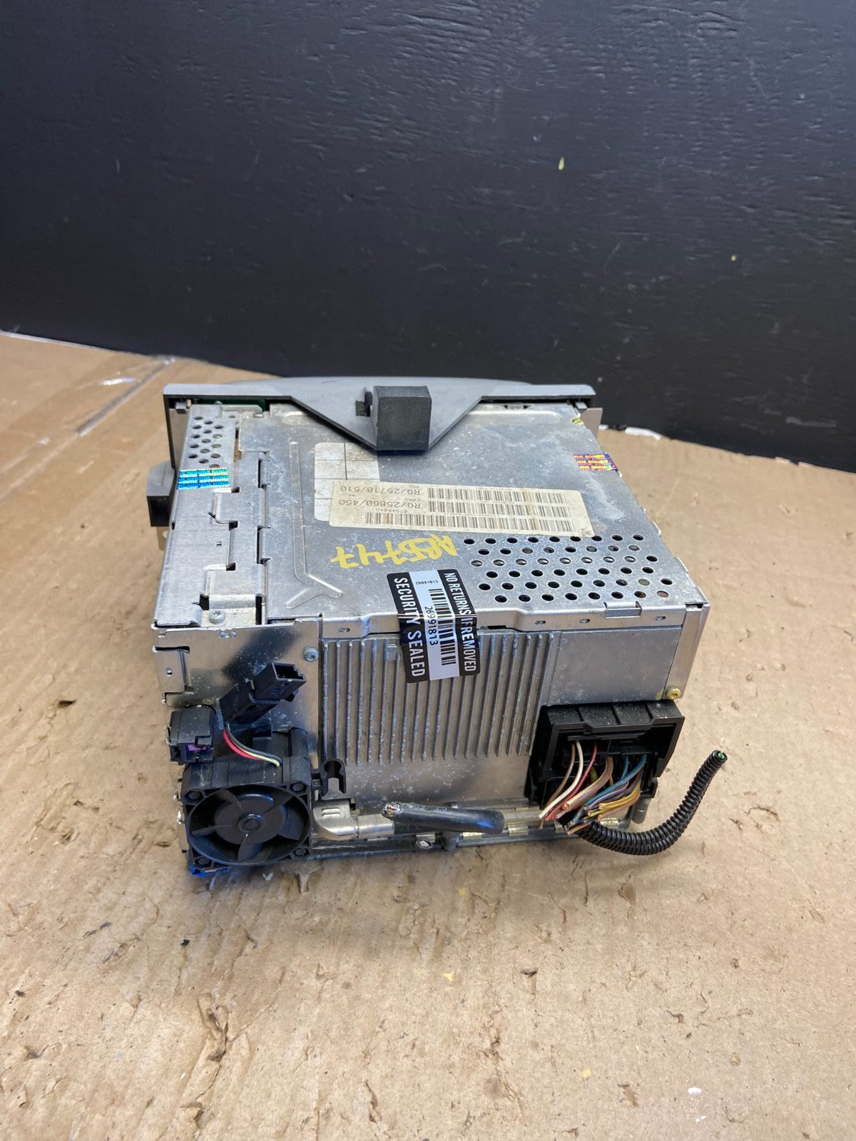 2008-2009 BMW Mini Cooper Clubman Info Radio Display  OEM AB5747 DG3