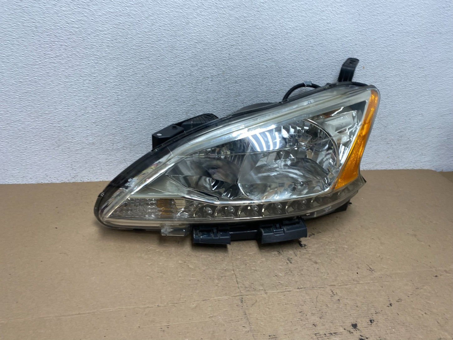 2013 - 2015 Nissan Sentra W/LED Halogen Left Driver LH Headlight AF4643 DW0