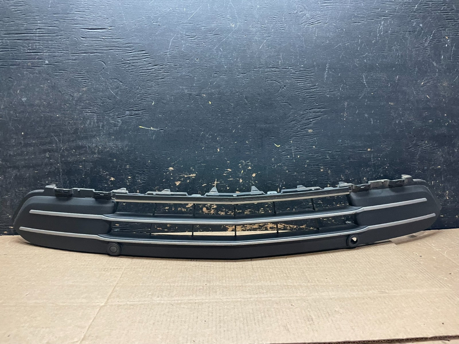 2013 to 2016 Lincoln MKS Front Lower Grille Grill Oem Y9440 DG0