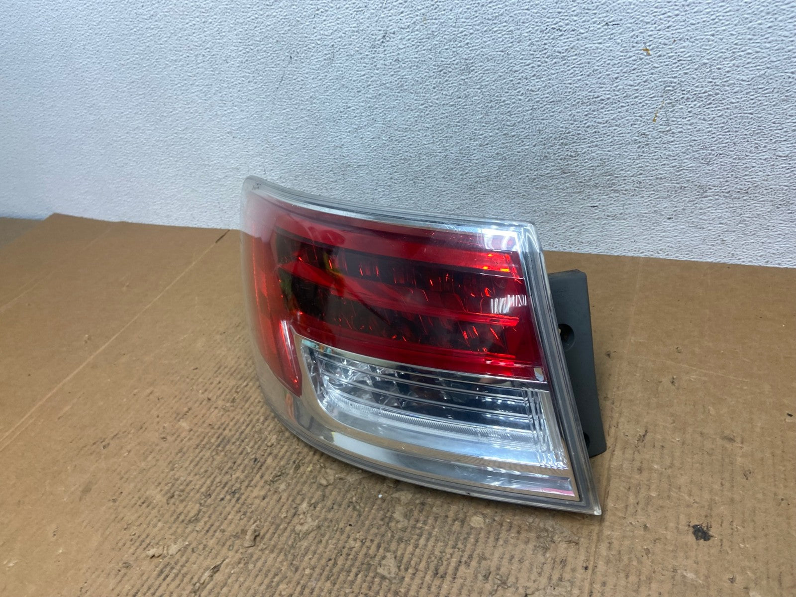 2007 - 2009 Mazda CX-9 Tail Light Left Driver LH Side AE2825 LK1