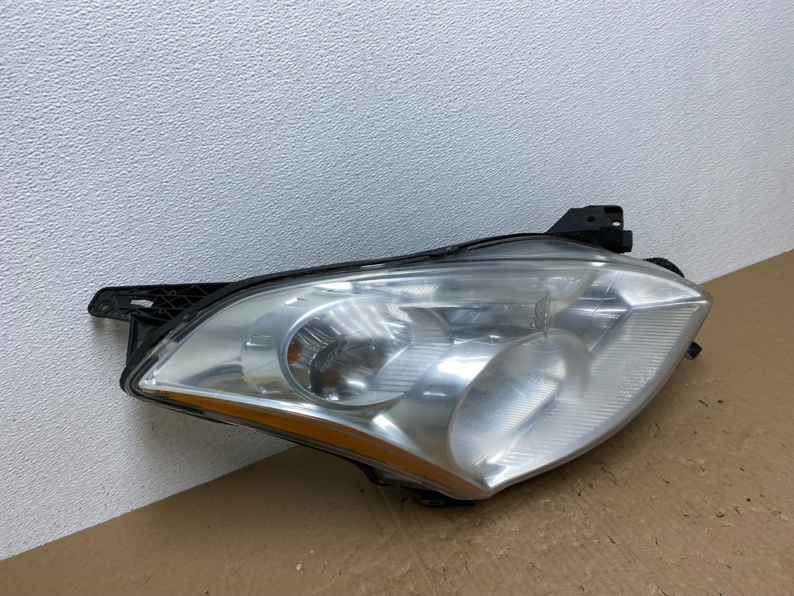 Sedan 2010 2011 2012 Nissan Altima Headlight Right Passenger Rh AB6895 DW2