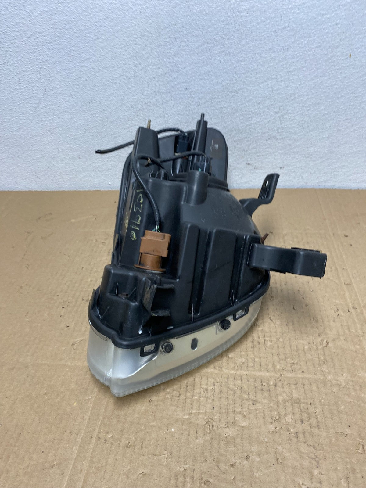 2006 2007 2008 2009 2010 Ford Explorer Left Driver LH Side Headlight AC3910 DW6