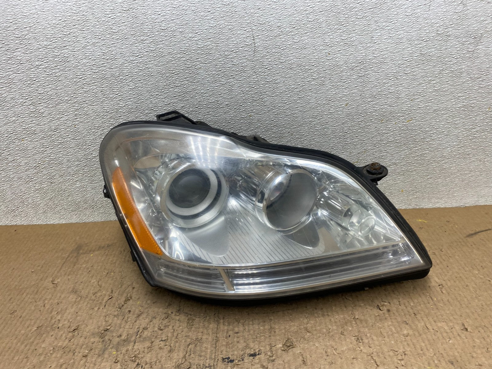 2007 to 2009 Mercedes GL-Class GL450 Right Passenger Headlight Oem W7917 DW0