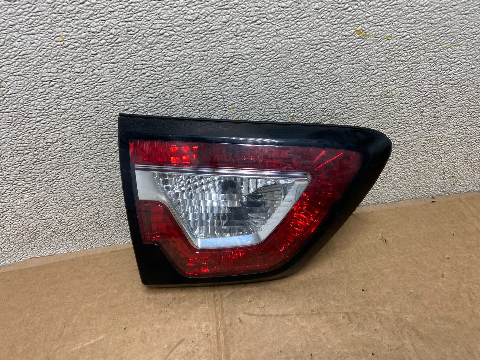 2013 to 2017 Chevrolet Traverse Left Driver LH Inner Tail Light Oem AA1560 GD0