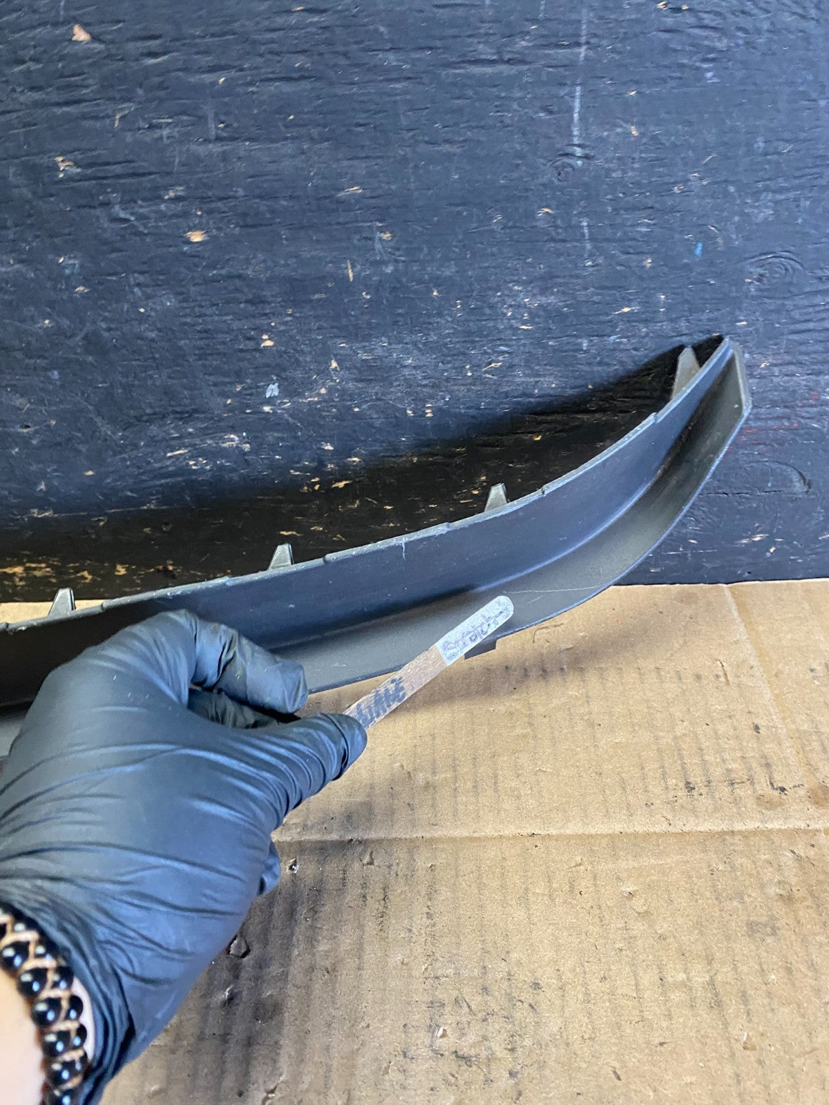 2014 - 2016 Chevrolet Malibu Front Upper Inner Grille Air Deflector OEM R7976 DG5