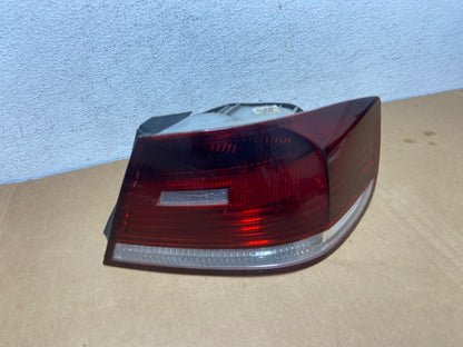 2007 to 2010 BMW M3 328i 335i Coupe Right Passenger RH Tail Light AD2568 DW0