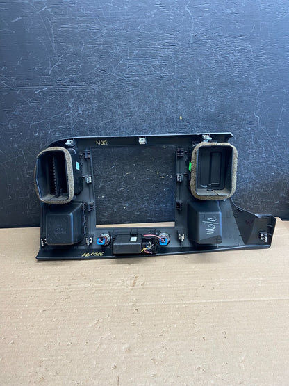 2007 to 2014 Silverado Sierra Center Console Radio Bezel Air Vents AG0306 DG4