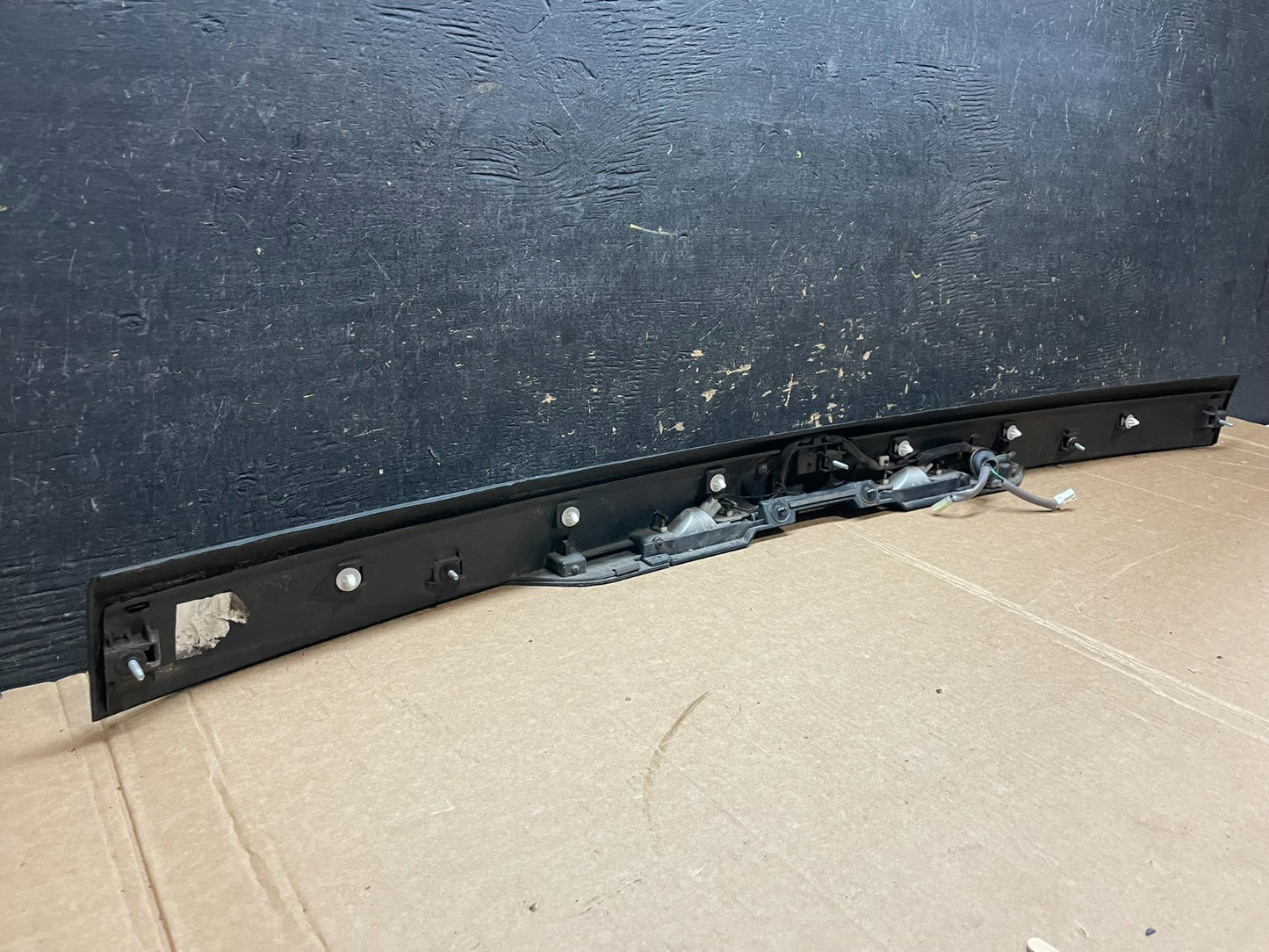 2009 - 2013 Subaru Forester  Liftgate Tailgate Trunk Trim Molding Z5750  DG11