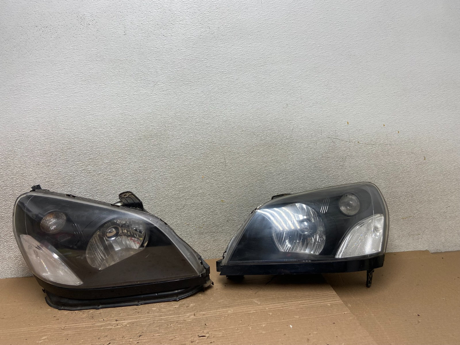 2003 2004 2005 Honda Pilot Left+Right Side Halogen Headlights AB1221 DG0
