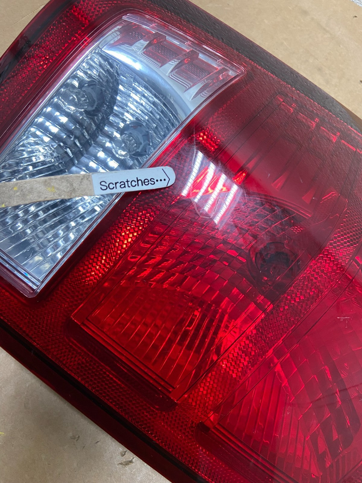 2007 to 2010 Jeep Grand Cherokee Left Driver Lh Tail Light Oem Z6988 DW3