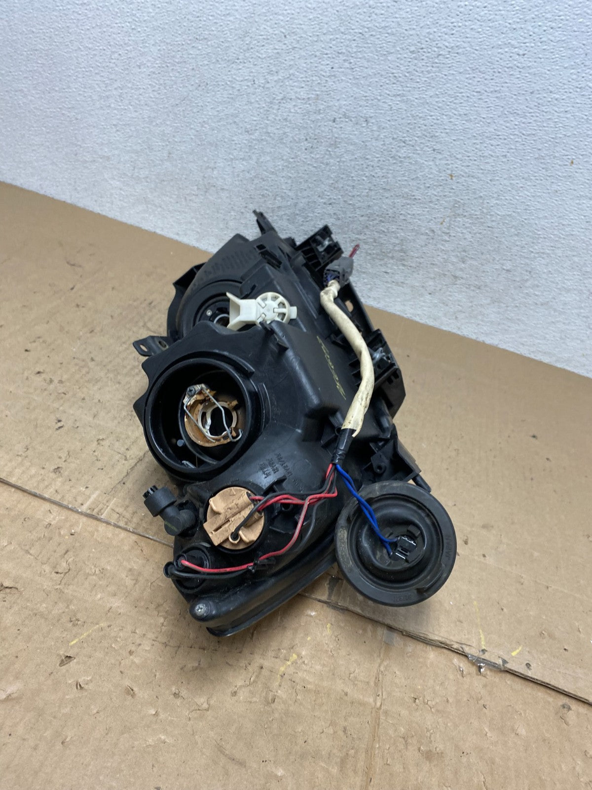 Halogen 2007 2008 2009 Mazda CX-7 Left Driver Headlight AE6607 DW9