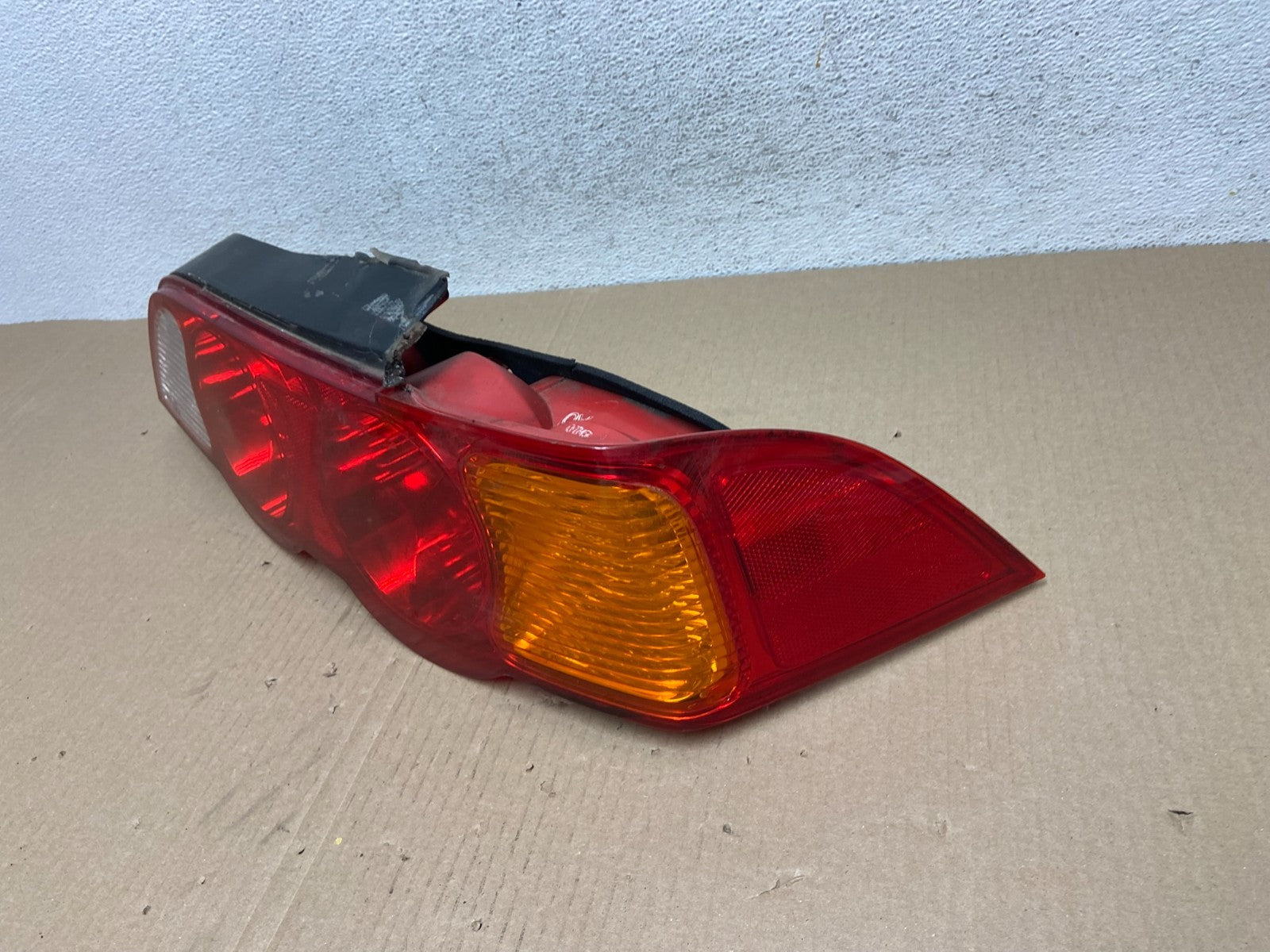 2002 to 2004 Acura Rsx Right Passenger RH Side Tail Light AE9473 DG1