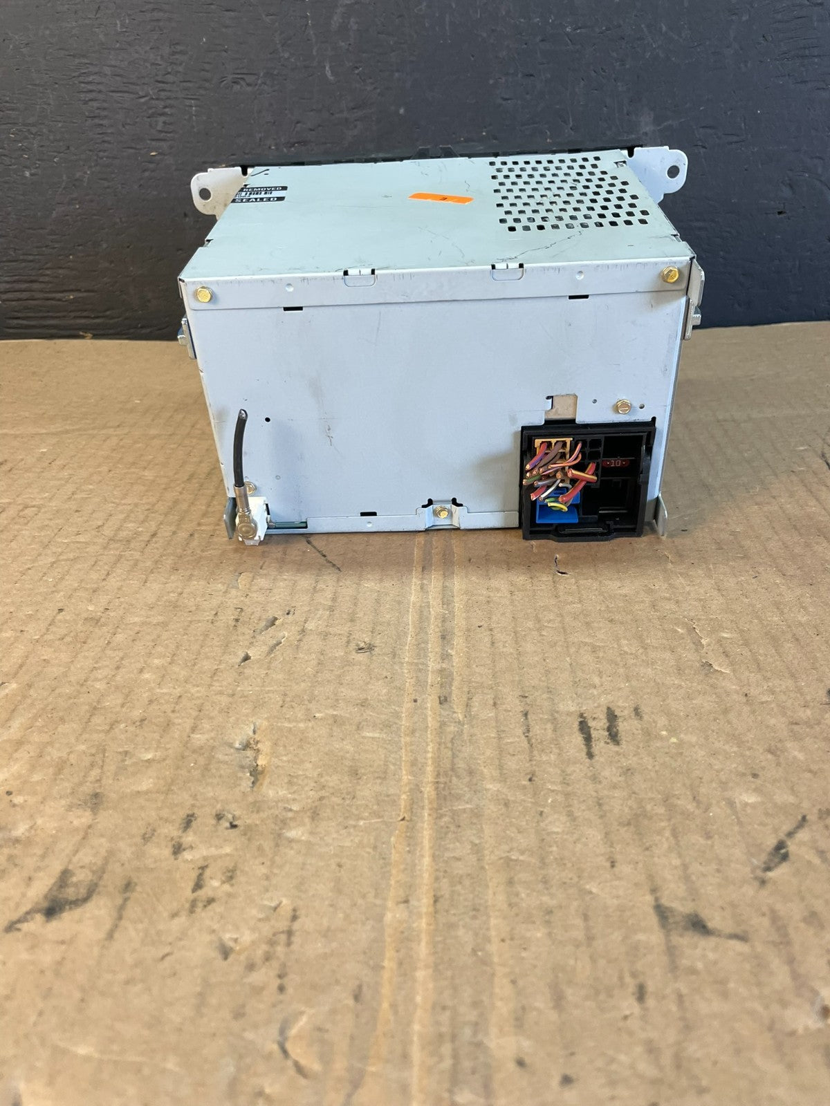 2009 to 2017 Volkswagen Tiguan Radio AM/FM CD Player OEM AC4877 DG3
