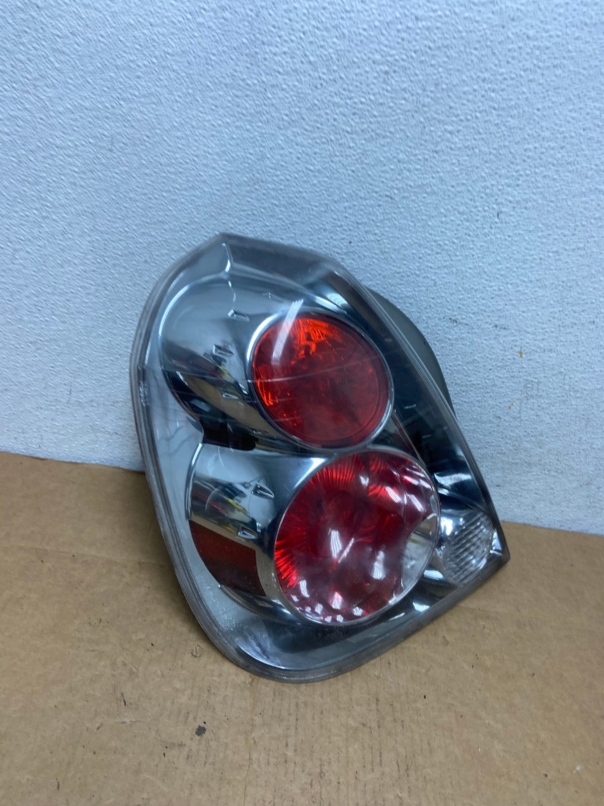 2005 to 2006 Nissan Altima Left Driver Side Tail Light AD4498 LK2