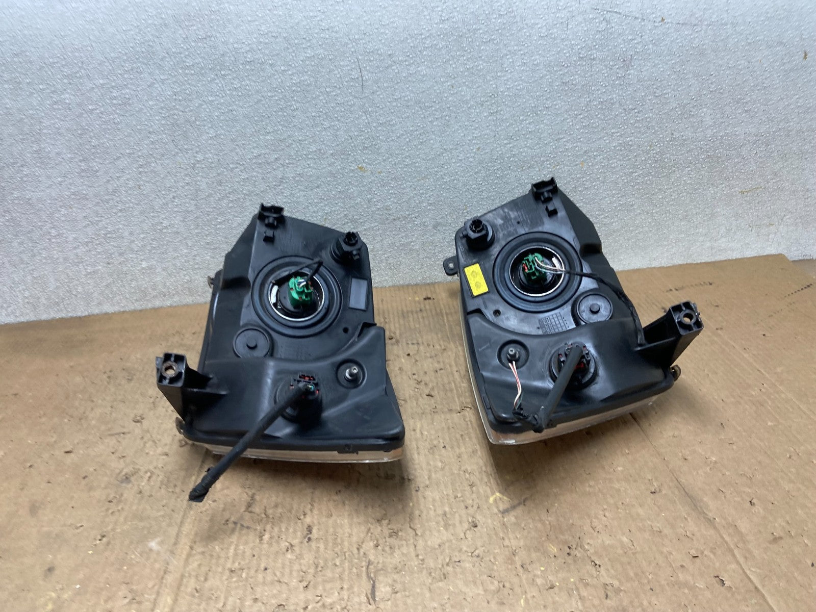 2007-2012 Dodge Caliber Left+Right Headlights Halogen Oem AA8581 DW9
