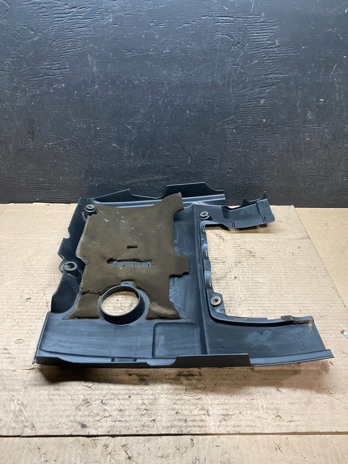 2004 to 2008 Nissan Maxima 3.5L Engine Cover G8181 PS7