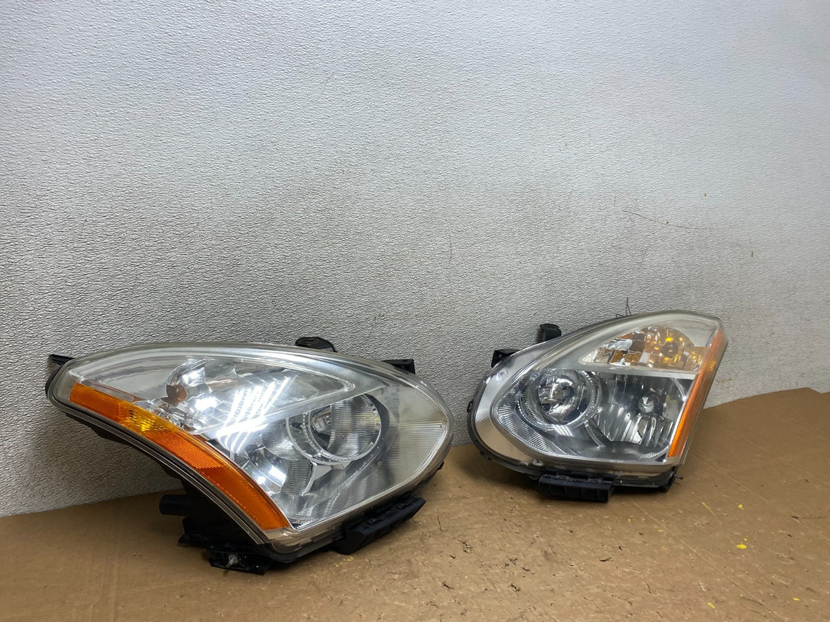 2009-2013 Nissan Rogue Left+Right Side Set Halogen Headlights V6014 DW2