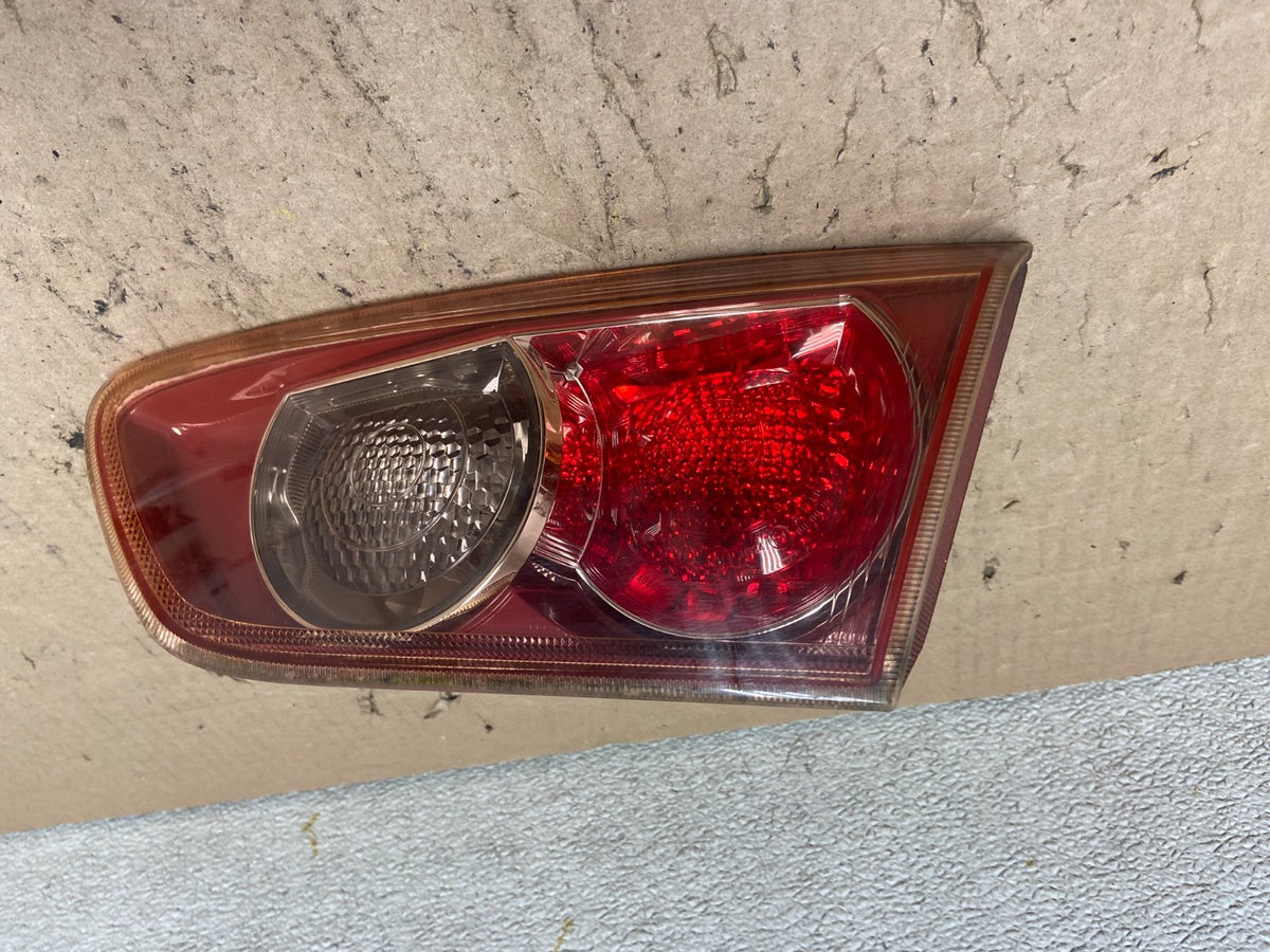 2008-2015 Mitsubishi Lancer Inner Tail Light Right Passenger Red R3202 DW0