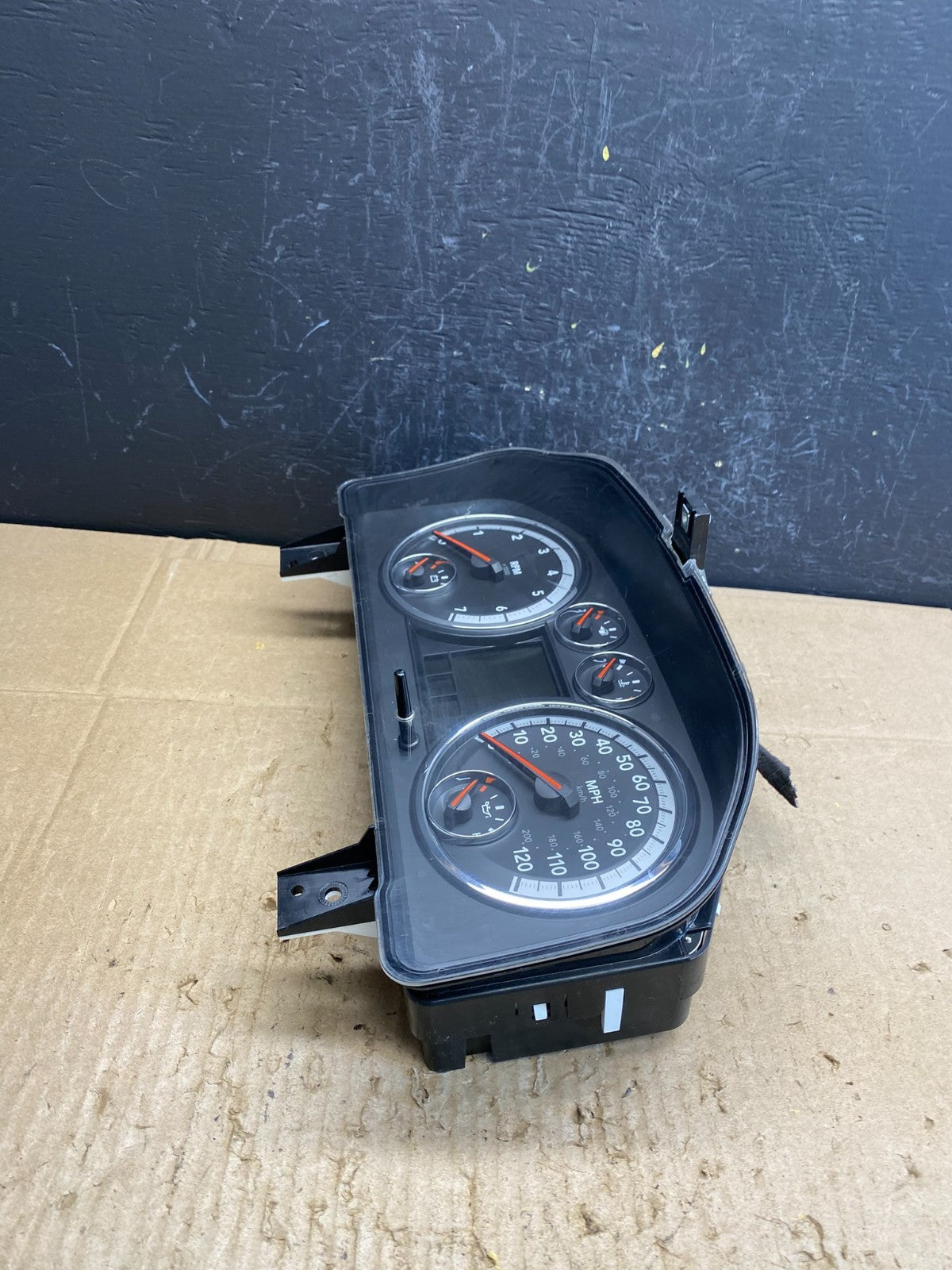 2010 2013 Dodge Ram 1500 Instrument Speedometer Gauge Cluster OEM AC4657 DG2