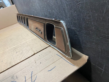 1969 1970 1971 Lincoln Continental Speedometer Dash Trim Bezel i2947 DG11
