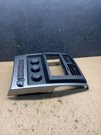 2008 to 2012 Jeep Liberty Dash Climate Temperature Control Radio Bezel Q1044 DG4
