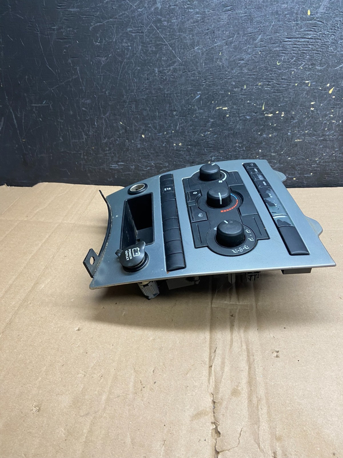 2005 2006 2007 Jeep Commander Grand Cherokee A/C Climate Control Bezel ai5997 DG2