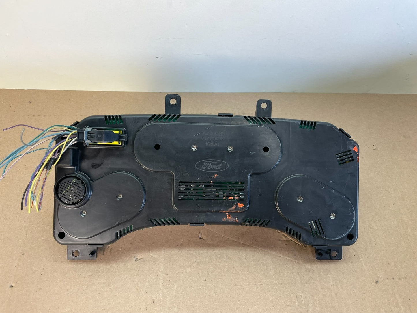 2007 to 2014 Ford Expedition Speedometer Cluster Gauge 7l1t-10849 AG1032 DG9