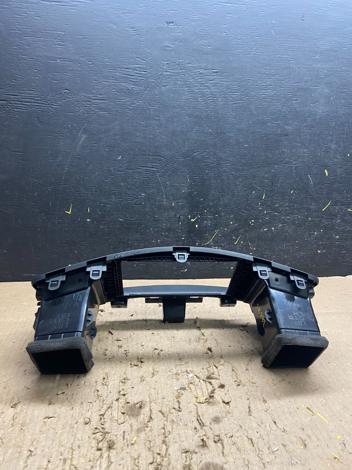 2011 to 2017 Nissan Quest Center Radio Trim Dash Panel Bezel t8881 DG3