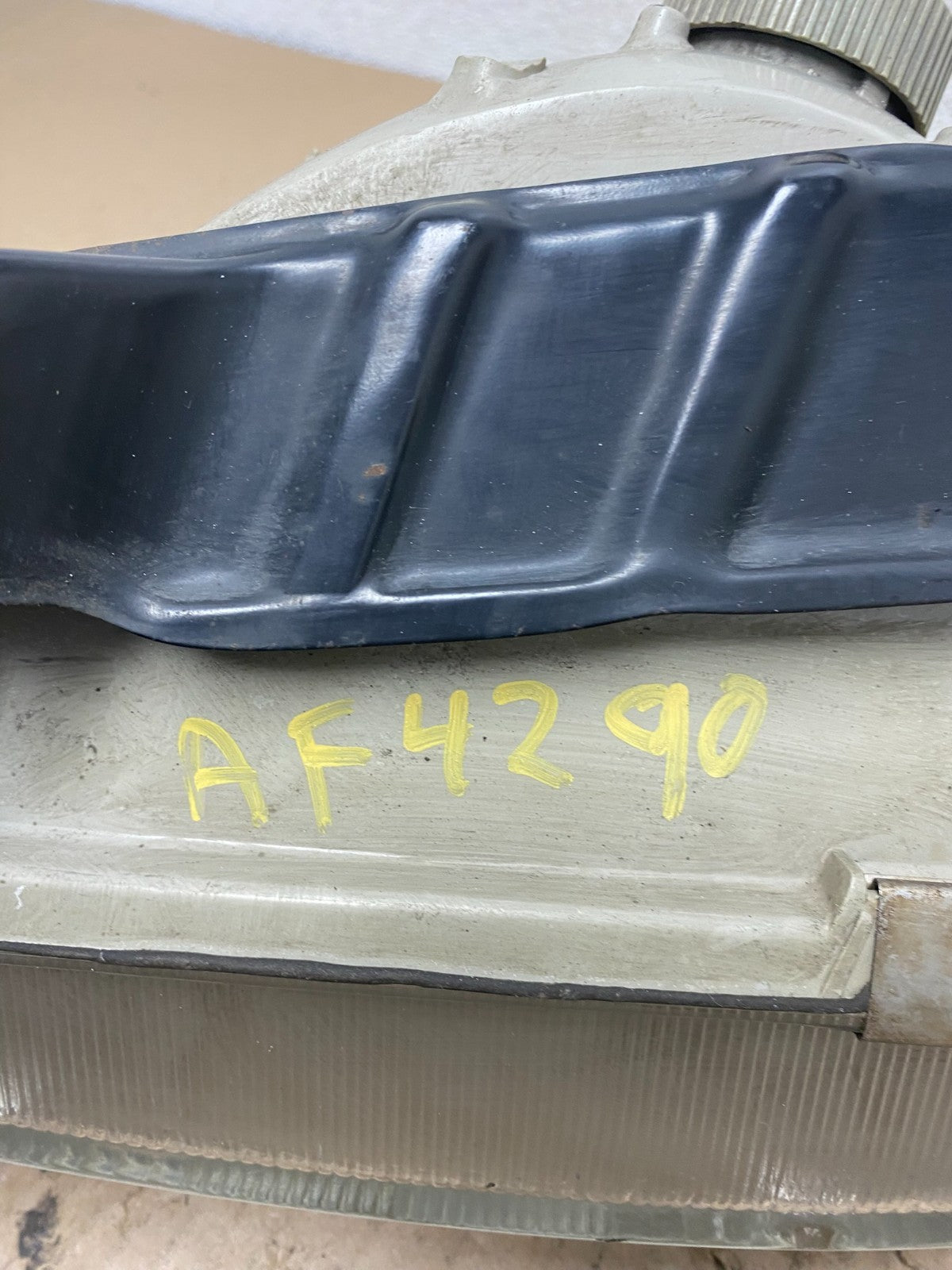 1989 to 1994 Nissan Maxima Right Passenger Side Headlight AF42907