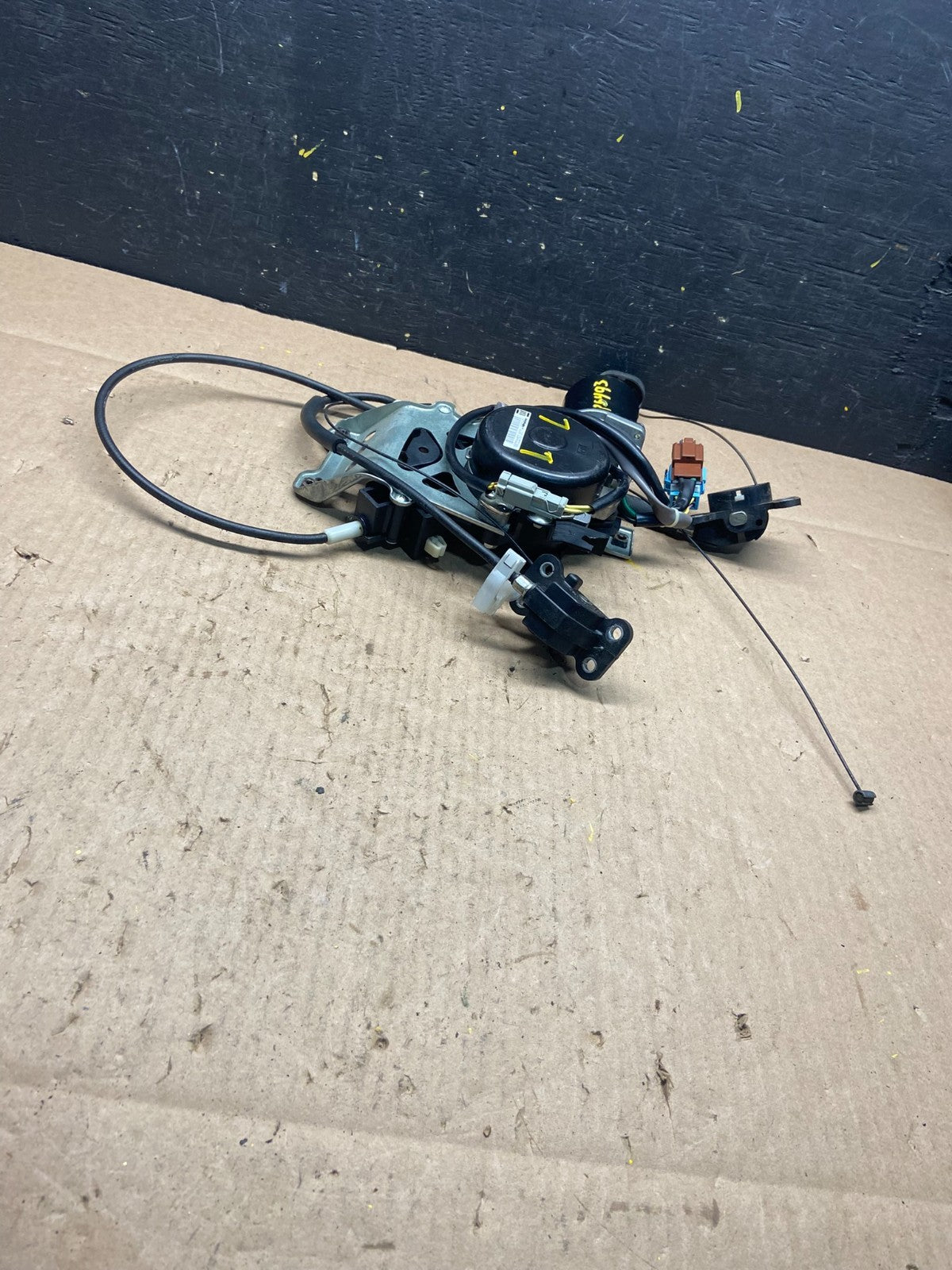 2005 - 2010 Honda Odyssey Rear Left Sliding Door Lock Actuator Motor P5493 DG4