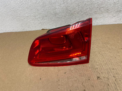 2011-2014 Volkswagen Touareg Right Passenger Side Inner Tail Light AF7960 GD0