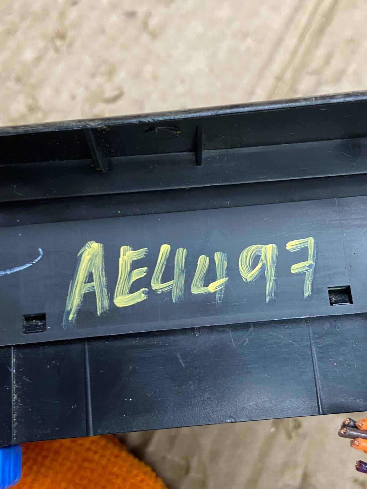2000 to 2002 Tahoe Yukon Suburban Silverado Master Power Window Switch ae4497 DG5