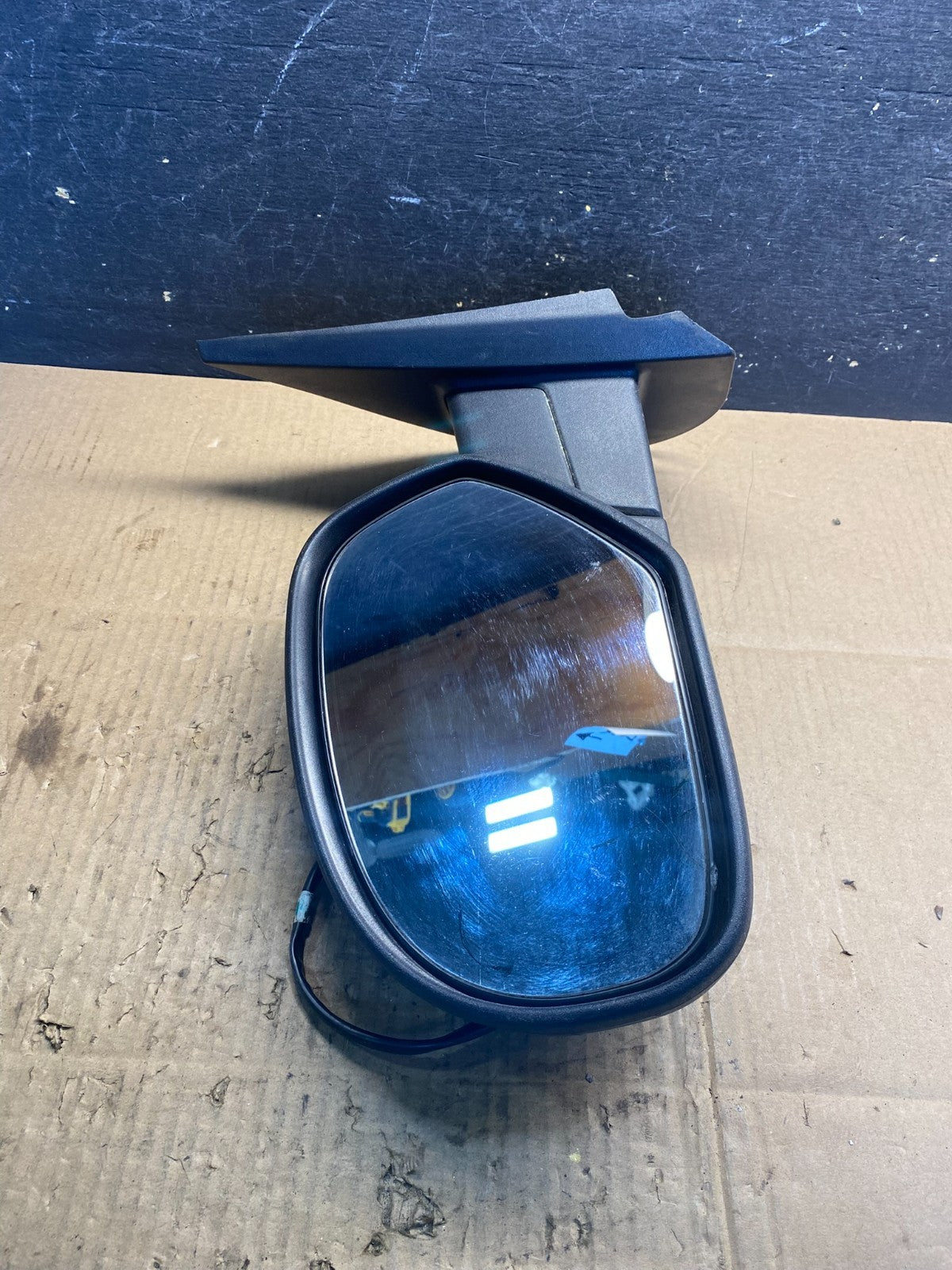 2007 to 2013 Chevrolet Tahoe Silverado Suburban Left Driver Mirror OEM AA7508 MS8