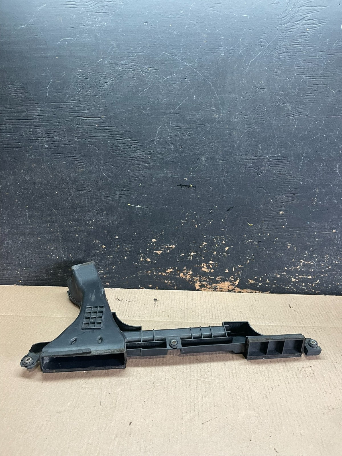 2009 to 2014 Nissan Maxima Upper Air Intake Duct  OEM Z8336 DG4