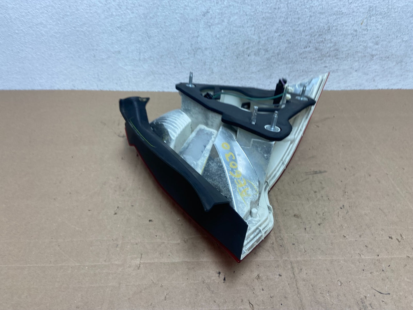 2010 2011 2012 Ford Fusion Left Driver LH Side Tail Light AE6030 DW4