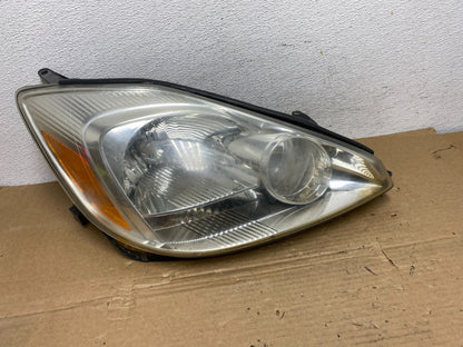 2004-2005 Toyota Sienna Right Passenger Halogen Headlight AD3963 DW0