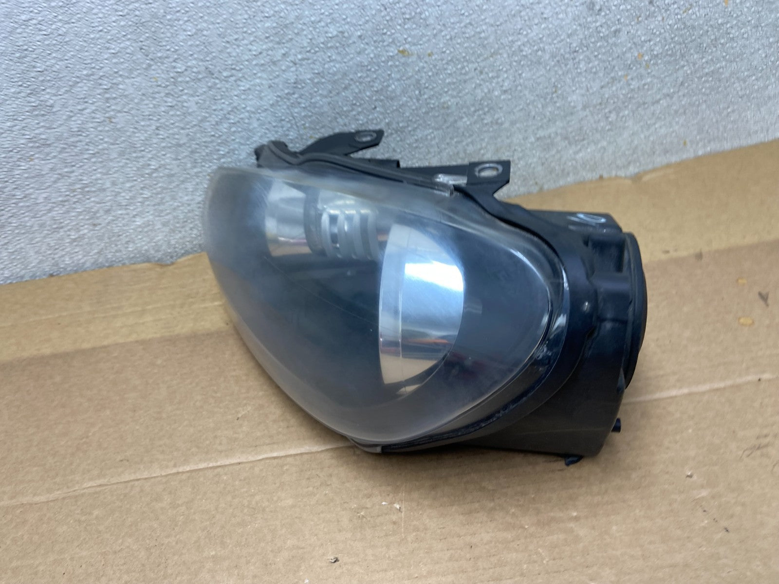 2010-2014 Volkswagen Golf MK6 GTI Left Driver LH Halogen Headlight AD2479 DW1