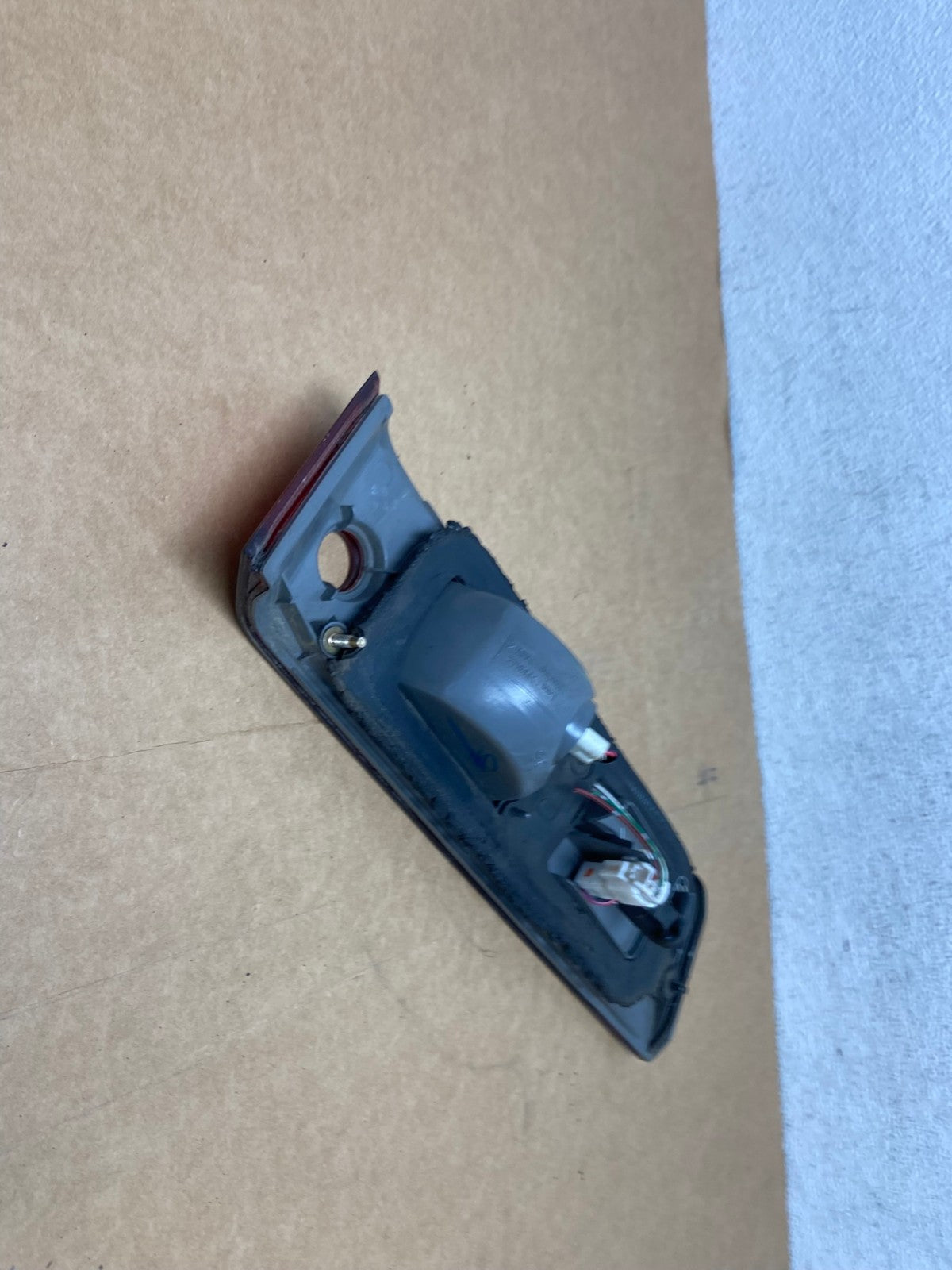 1997 1998 1999 Toyota Camry Tail Light Inner Right Passenger AD4413 LK4