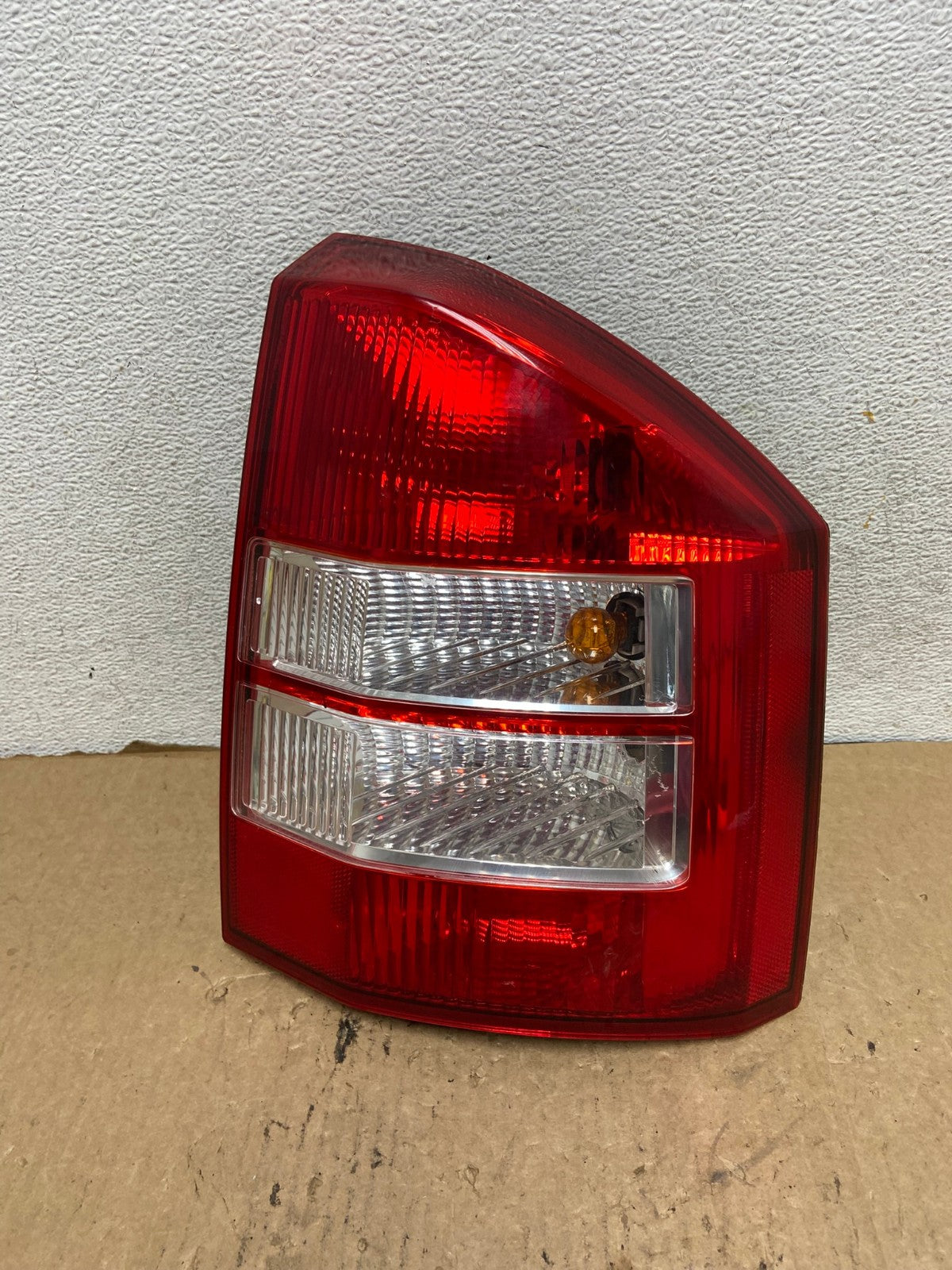 2007 2008 2009 2010 Jeep Compass Right Passenger Rh Tail Light AG2421 LK0