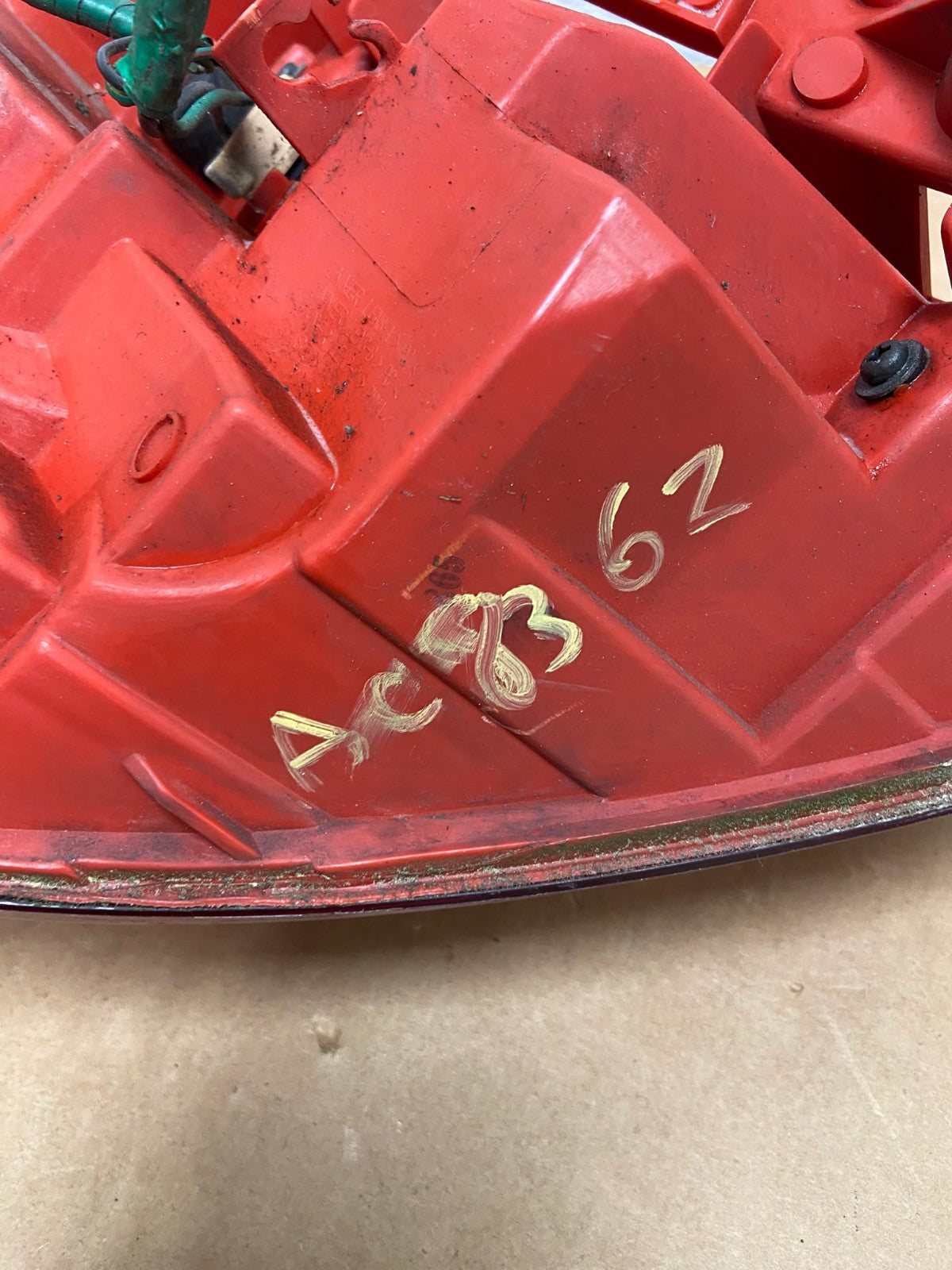 2009 2010 Nissan Murano Right Passenger Rh Side Tail Light AC8362 LK7