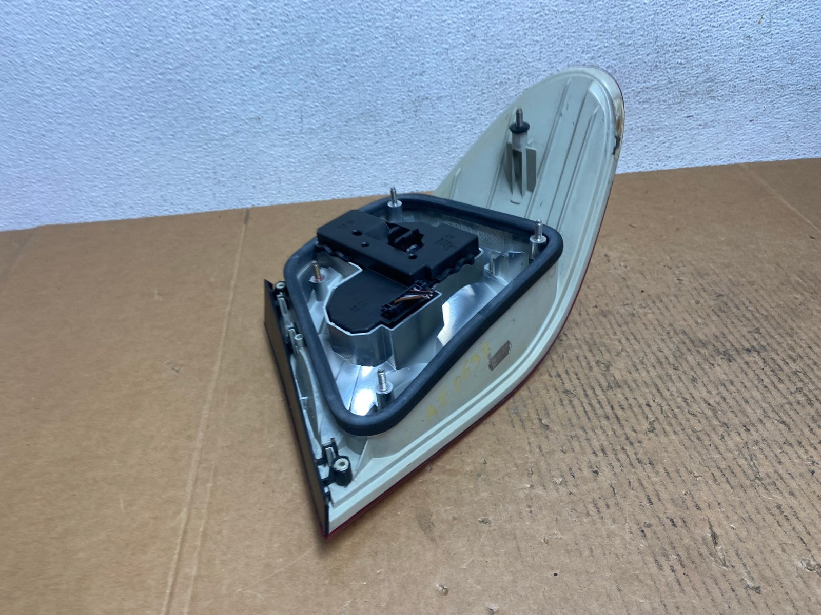 1998 to 2003 Mercedes Benz W208 CLK Left Driver Lh Side Tail Light AE0632 LK4