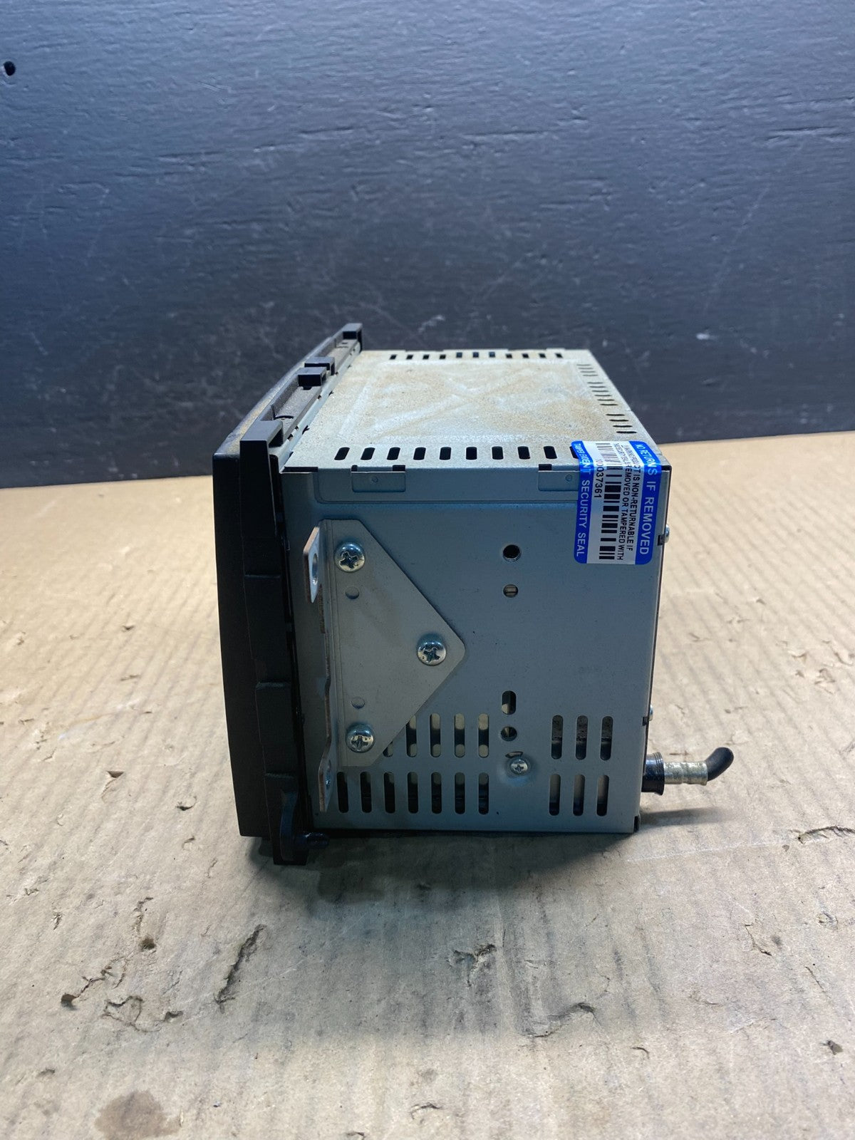2012-2013 Ford E150 E250 E350 AM FM Radio Stereo Receiver OEM ac2415 DG1