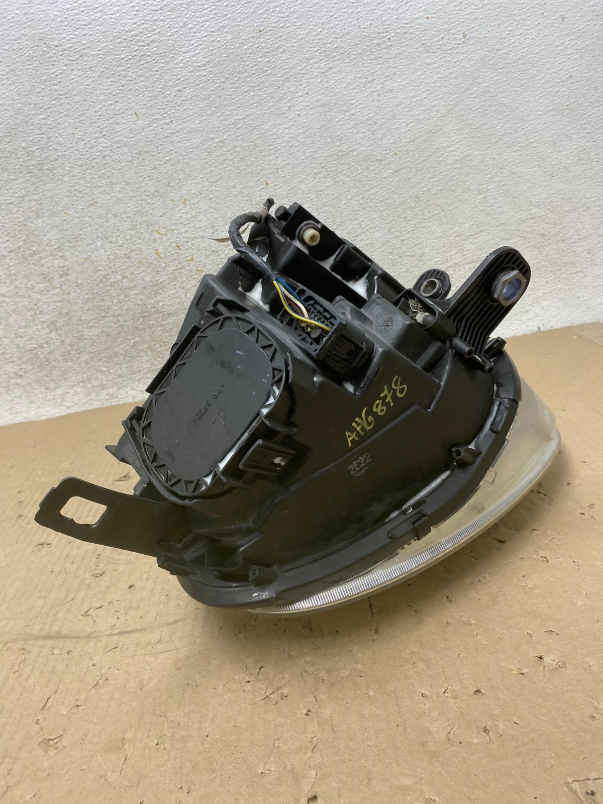 2012 to 2016 Mini Cooper Countryman Right Passenger Headlight Halogen ah6878 DG5