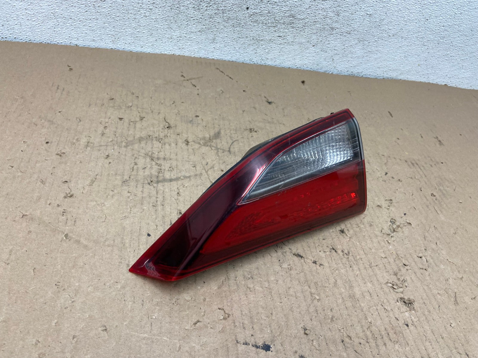 2014 2015 2016 Hyundai Elantra Sedan Left Driver LED Inner Tail Light AF4259 LK2