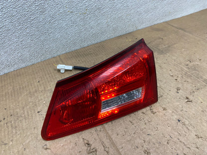 2006 - 2008 Lexus Is250 Is350 Right Passenger RH Inner Tail Light Oem AA8199 LK2