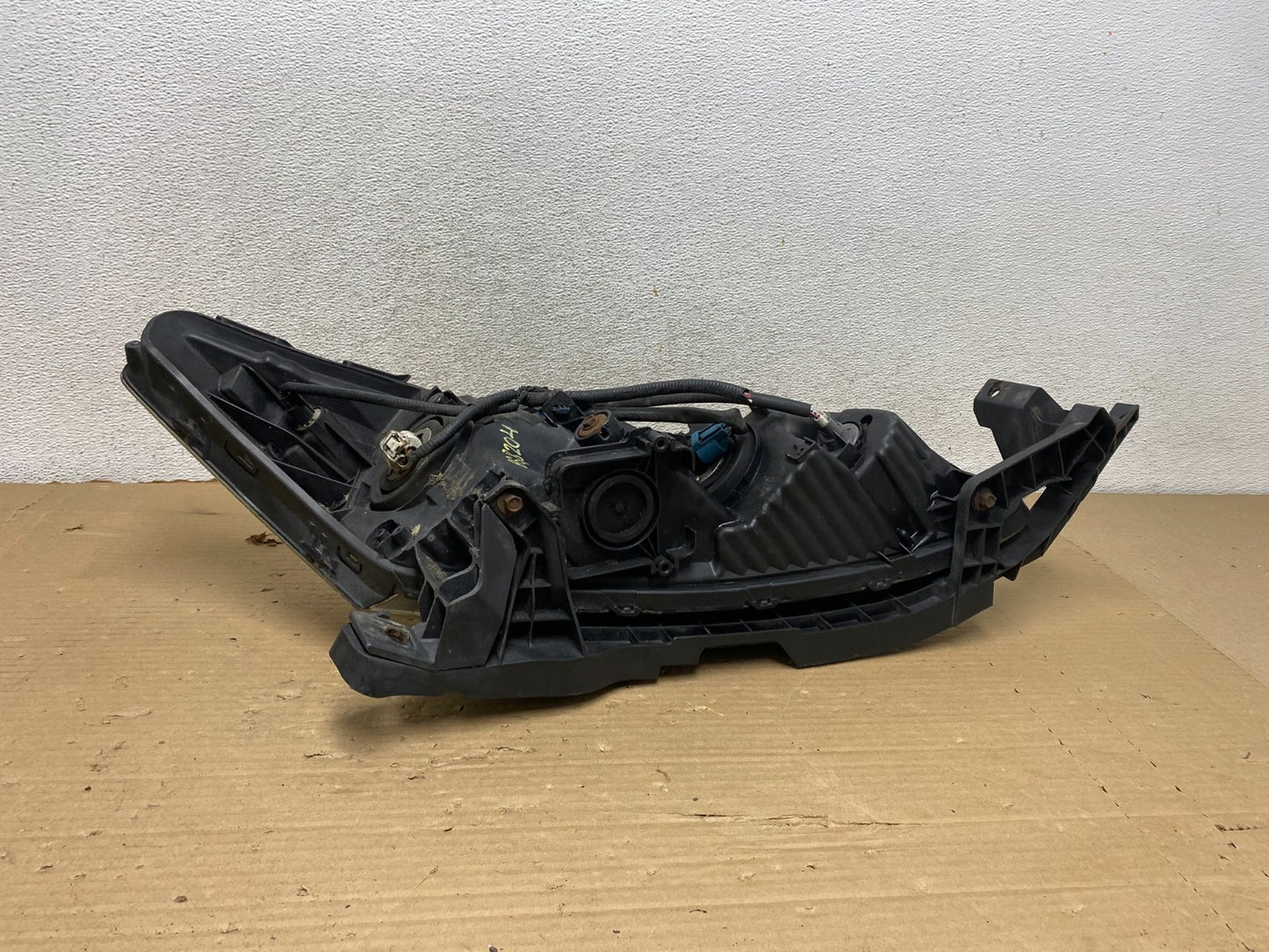 2008 to 2012 Honda Accord Sedan Headlight Left Driver Lh Side AG8204 DW7